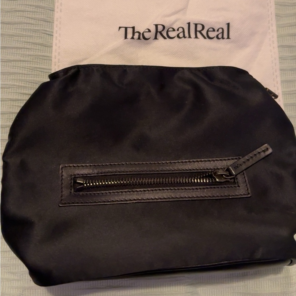 Gucci drawstring pouch - Picture 2 of 3